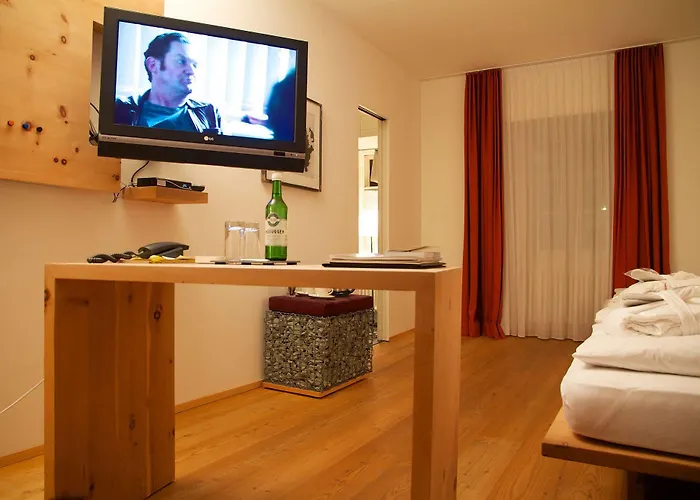 Krone Saeumerei Am فندق لا بانت شاموس سي إتش