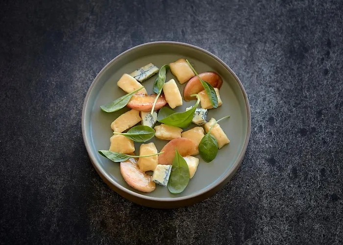 Krone Saeumerei Am فندق