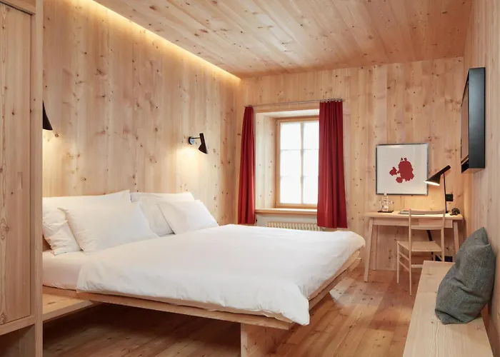 فندق Krone Saeumerei Am 4*